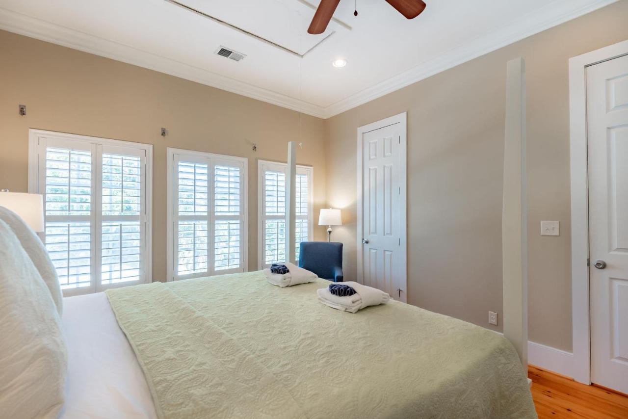 114 W Huron - Sand Castle - Saltwater Pool - Heated Upon Request Folly Beach Exterior photo